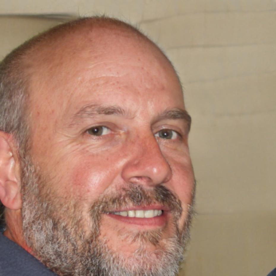 Portrait de Pierre Laurent